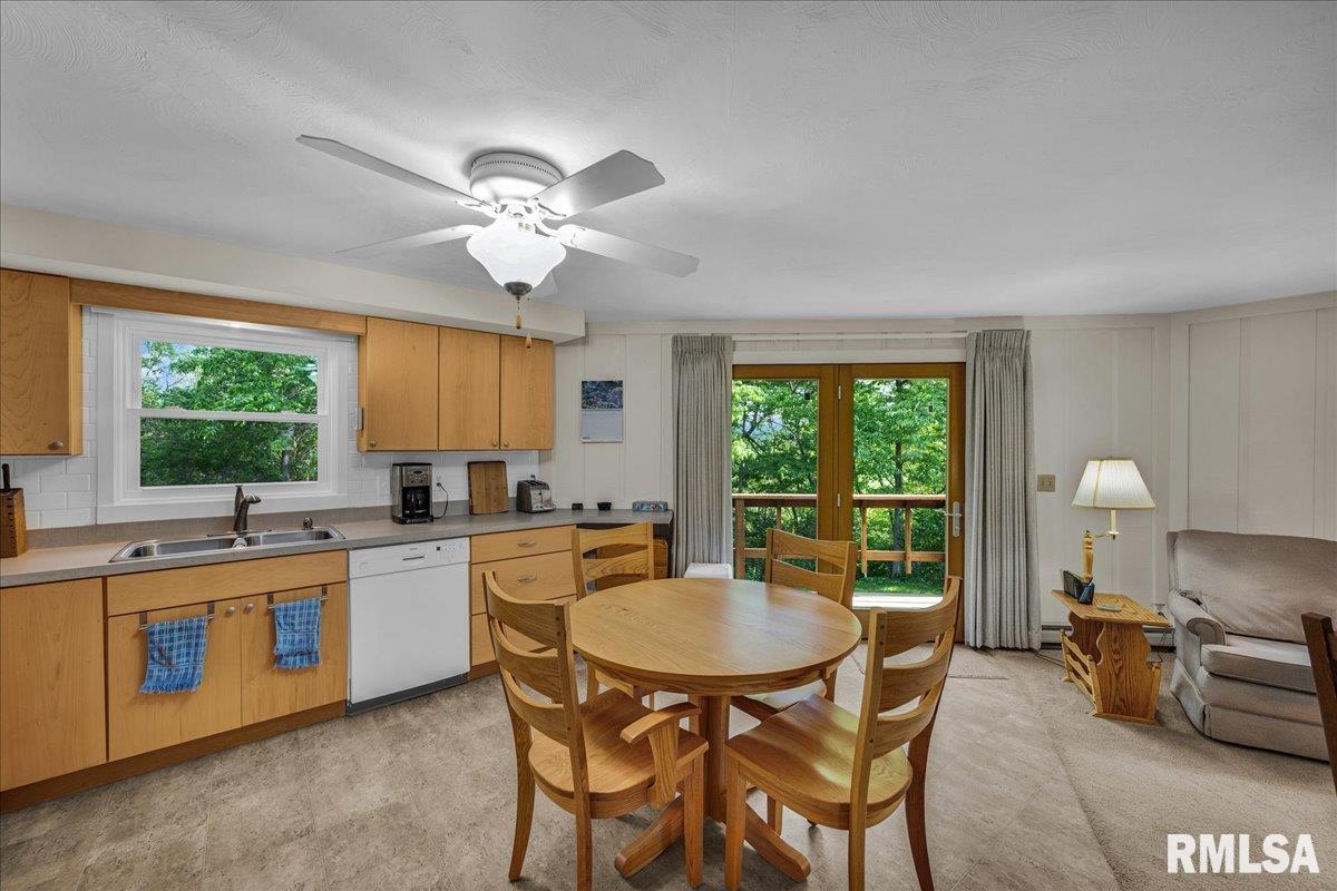 20443 North Hampton Road Chillicothe, IL 61523 - Photo 8 of 42 Gallery Image 8