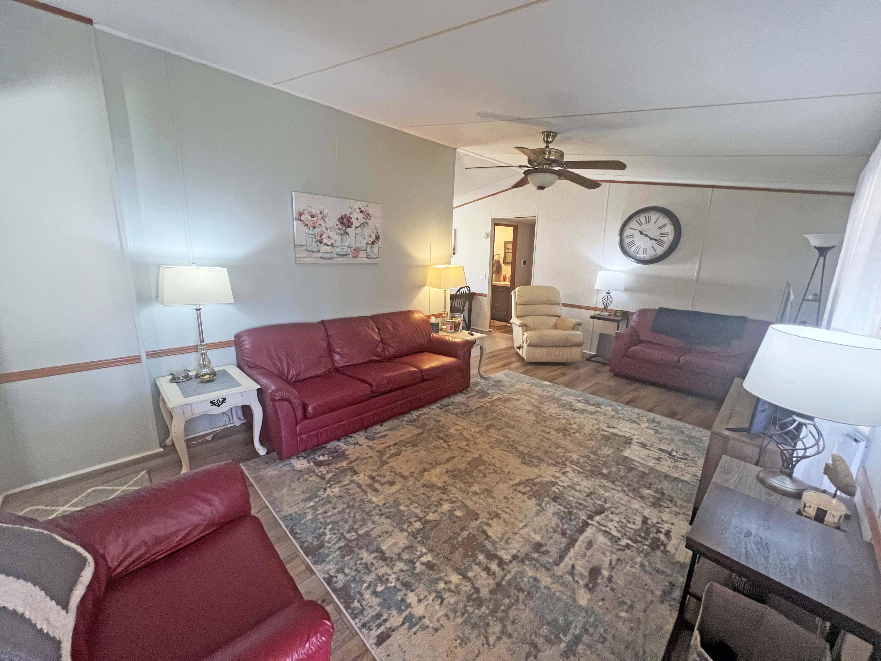1135 Ralph Bell Road Summerton, SC 29148 - Photo 20 of 36 Living Room