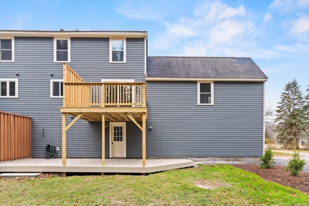 4R Quincy Road Londonderry, NH 03053 - Photo 19 of 33 Gallery Image 19
