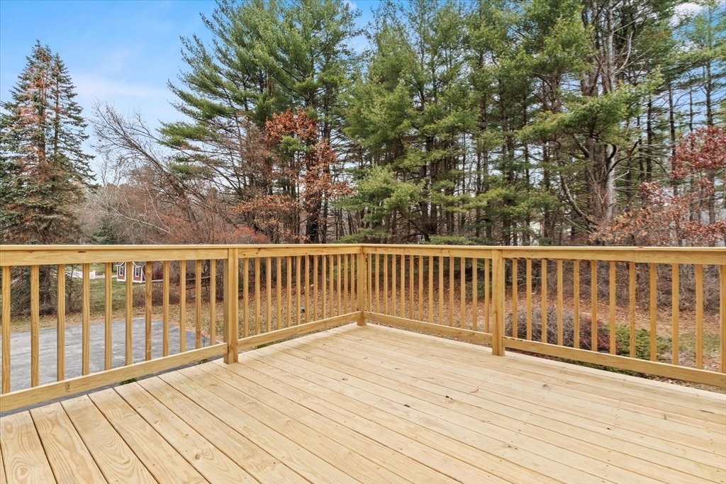 4R Quincy Road Londonderry, NH 03053 - Photo 20 of 33 Gallery Image 20