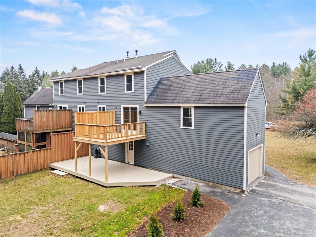 4R Quincy Road Londonderry, NH 03053 - Photo 2 of 33 Gallery Image 2