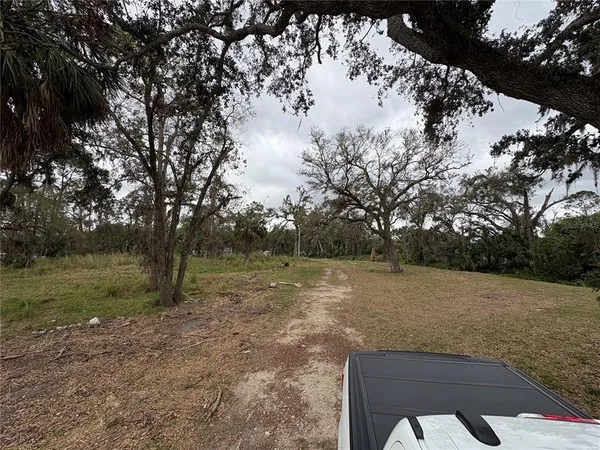 $179,999 | 1622 51st Avenue East, Bradenton, FL 34203