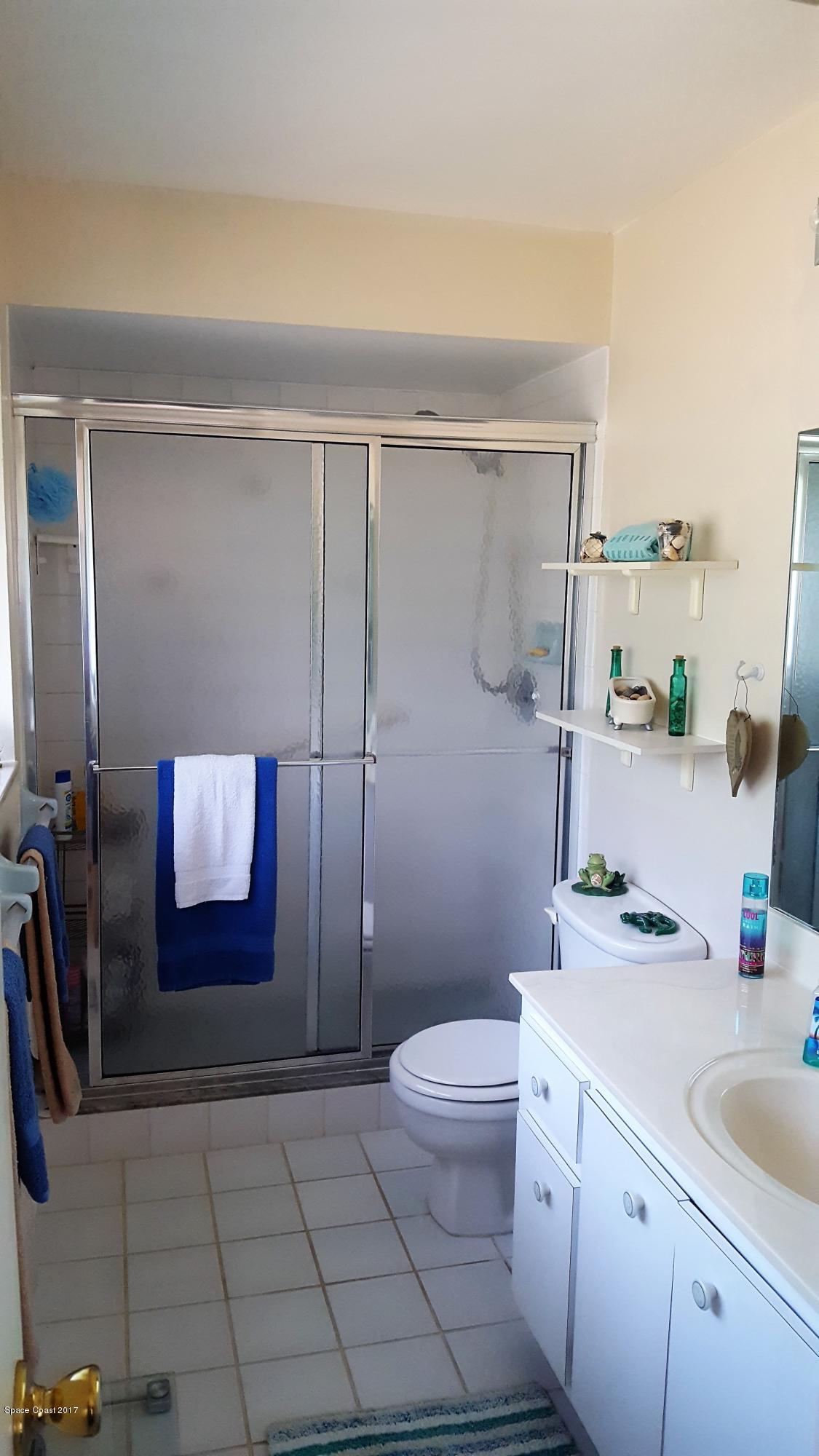 787 Apollo Circle Northeast Palm Bay, FL 32905 - Photo 8 of 11 Bathroom