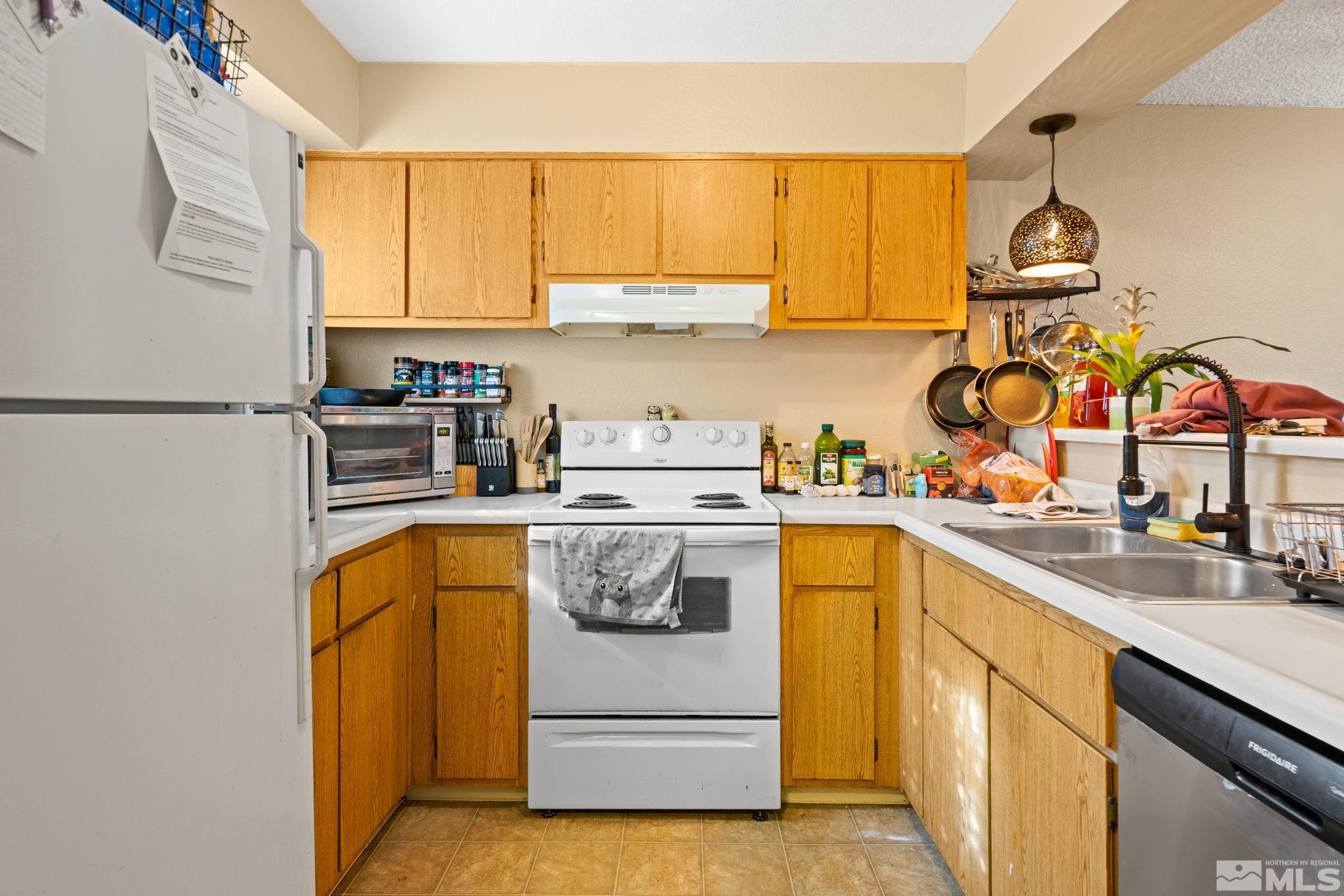 3230 Wedekind Road, Unit 49 Sparks, NV 89431 - Photo 6 of 15 Photo 6