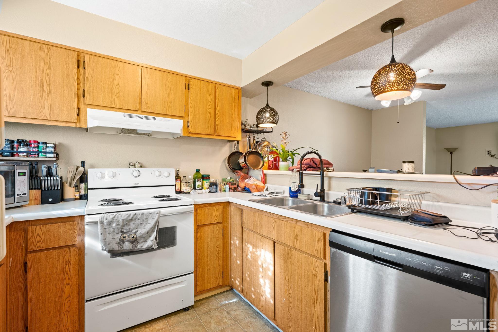 3230 Wedekind Road, Unit 49 Sparks, NV 89431 - Photo 7 of 15 Photo 7