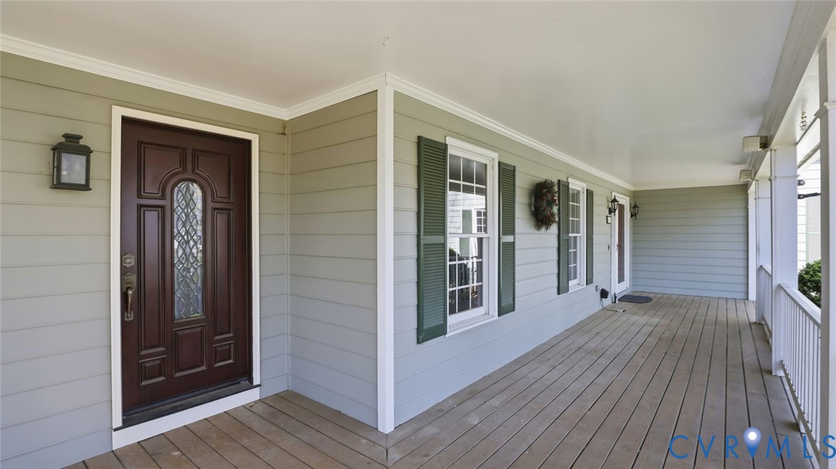 2560 Chartstone Drive Midlothian, VA 23113 - Photo 4 of 44 wooden floor and outdoor space