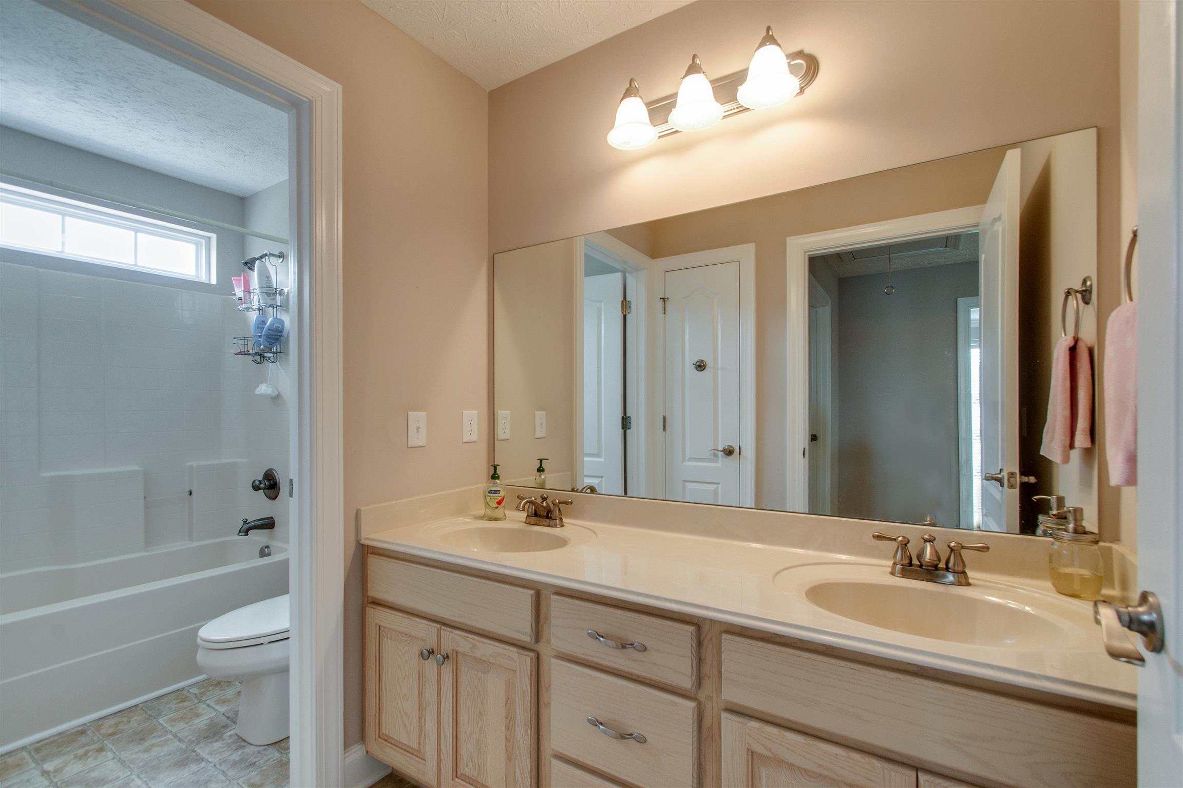 920 Morning Road Nashville, TN 37013 - Photo 19 of 29 Double sinks in hall bath