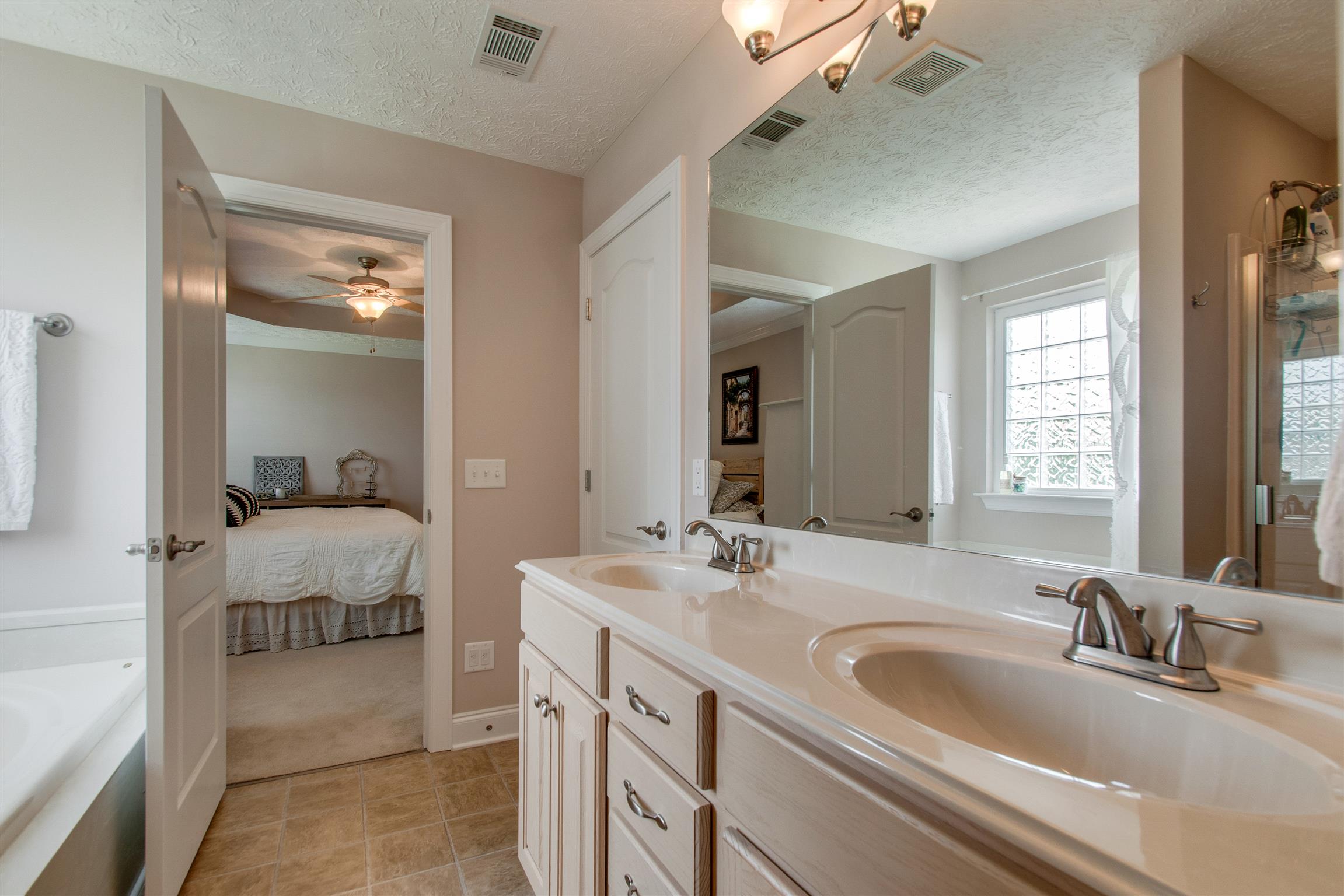 920 Morning Road Nashville, TN 37013 - Photo 23 of 29 Master bath with double sinks, separate tub and shower