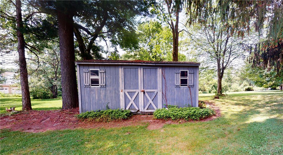 5202 Vera Cruz Road Emmaus, PA 18049 - Photo 6 of 33 Shed to right rear of property