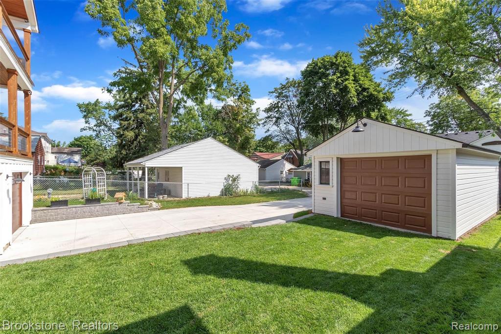 312 North Castell Avenue Rochester, MI 48307 - Photo 48 of 53
