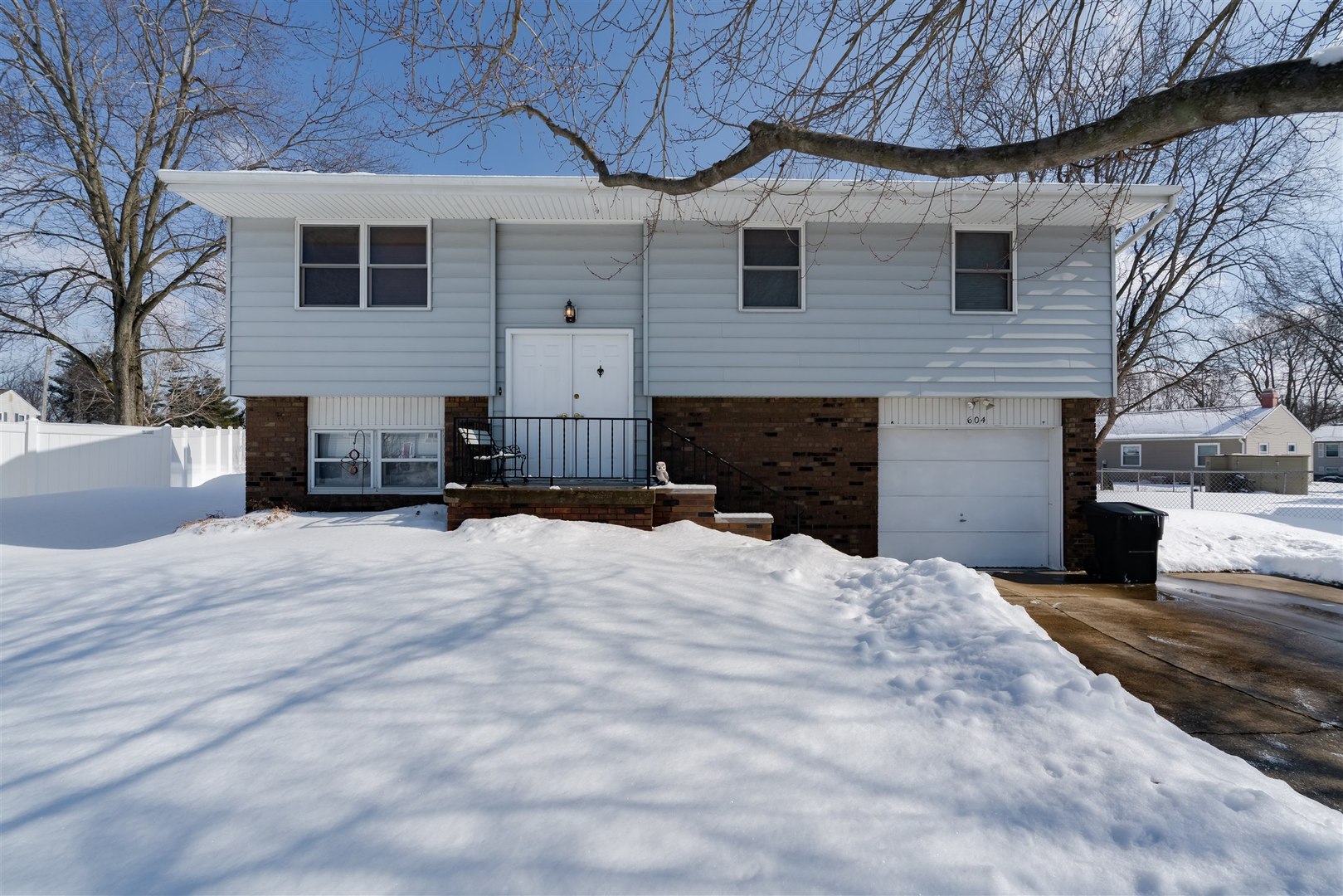 604 Highpoint Road Normal, IL 61761 - Photo 1 of 26