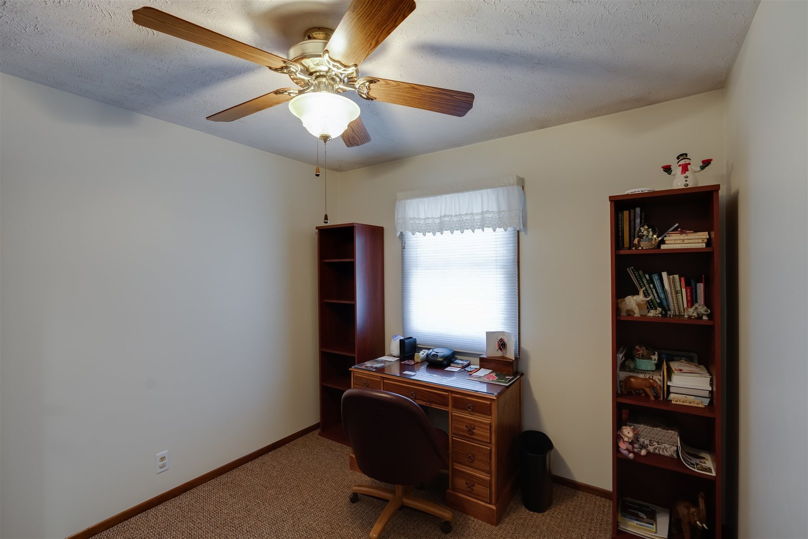 604 Highpoint Road Normal, IL 61761 - Photo 16 of 26