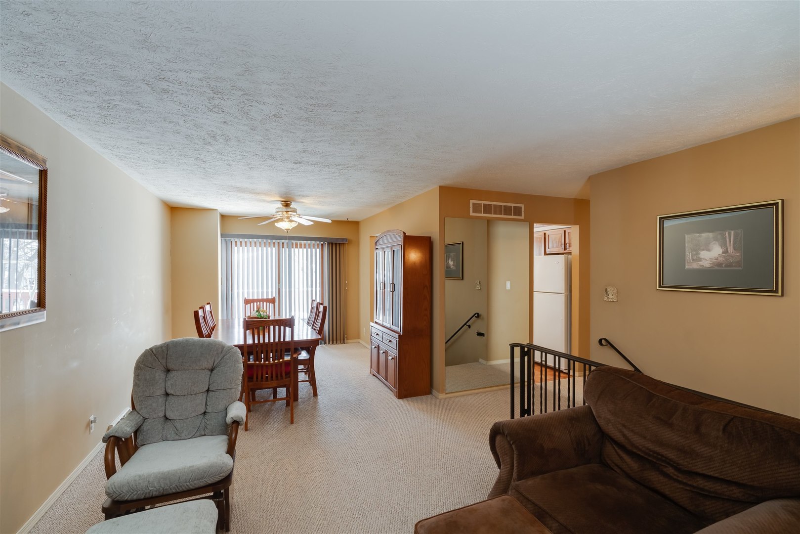 604 Highpoint Road Normal, IL 61761 - Photo 4 of 26