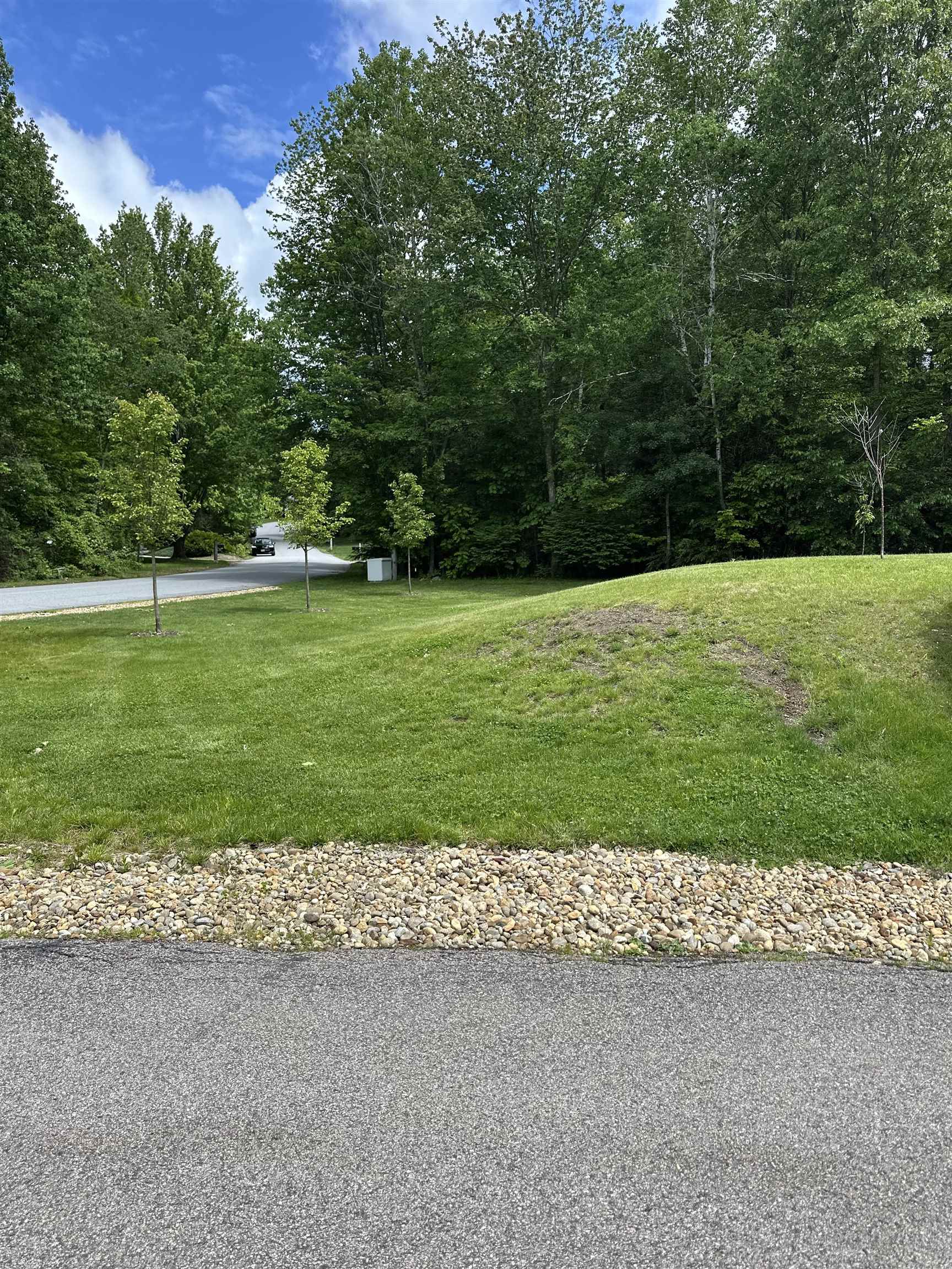 10 Oriole Road Windham, NH 03087 - Photo 37 of 39