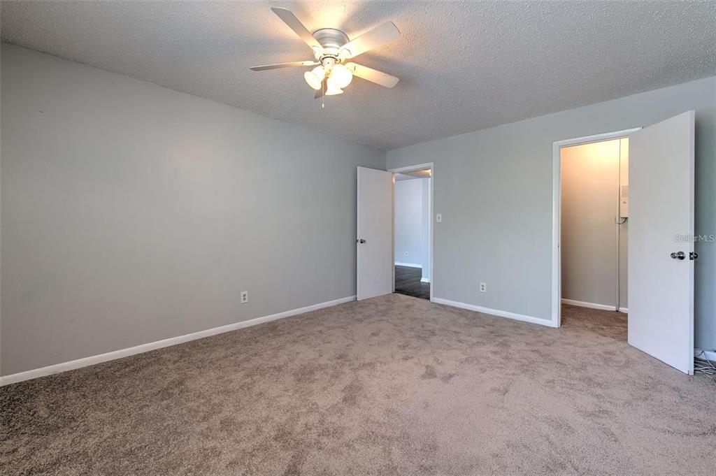 13403 Arbor Pointe Circle, Unit 304 Tampa, FL 33617 - Photo 18 of 26