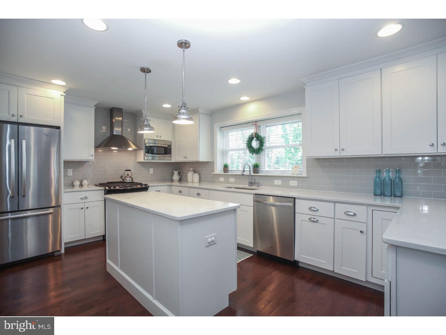2 Marlyn Circle Wayne, PA 19087 - Photo 11 of 25 Kitchen