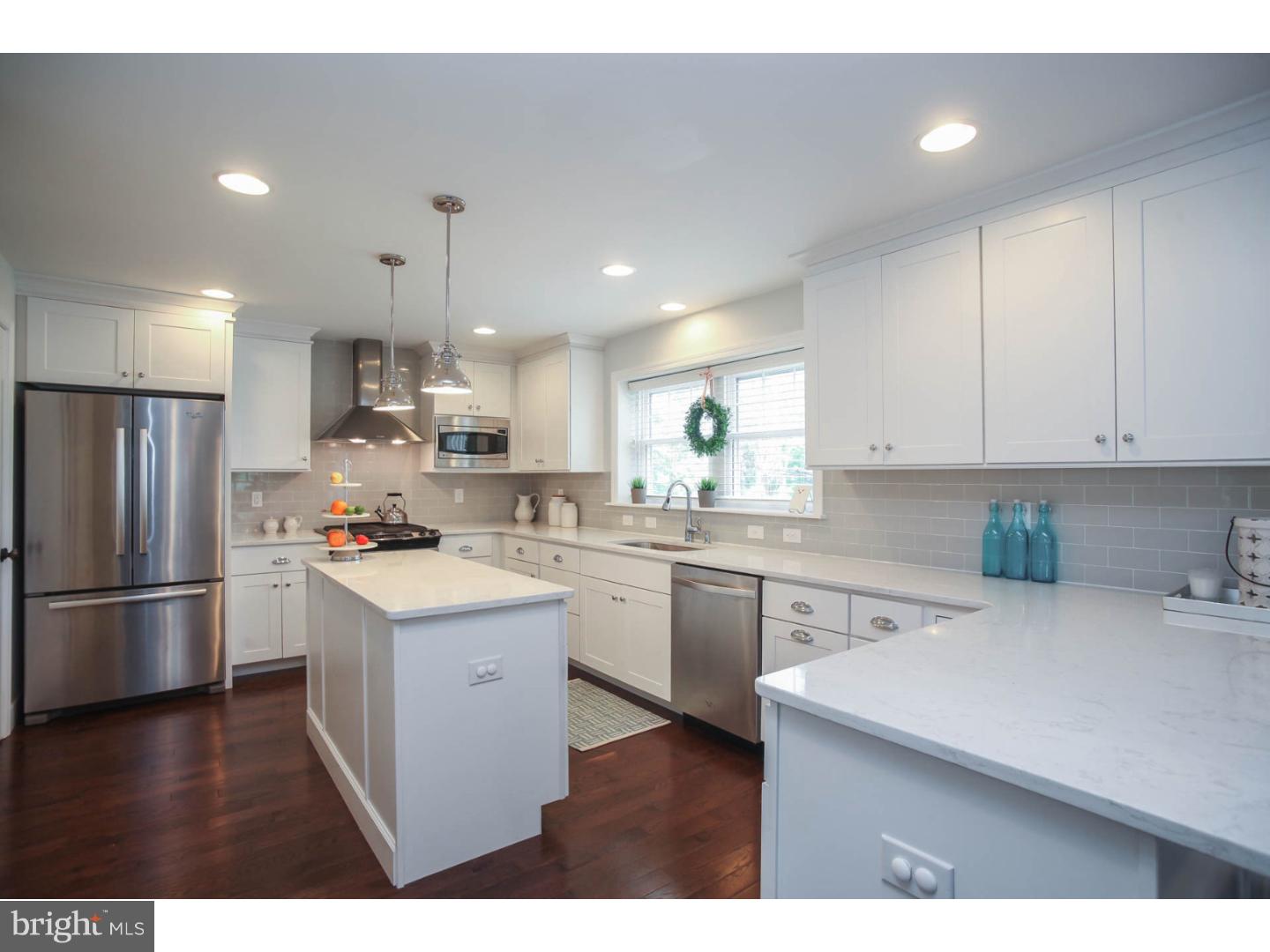 2 Marlyn Circle Wayne, PA 19087 - Photo 10 of 25 Kitchen