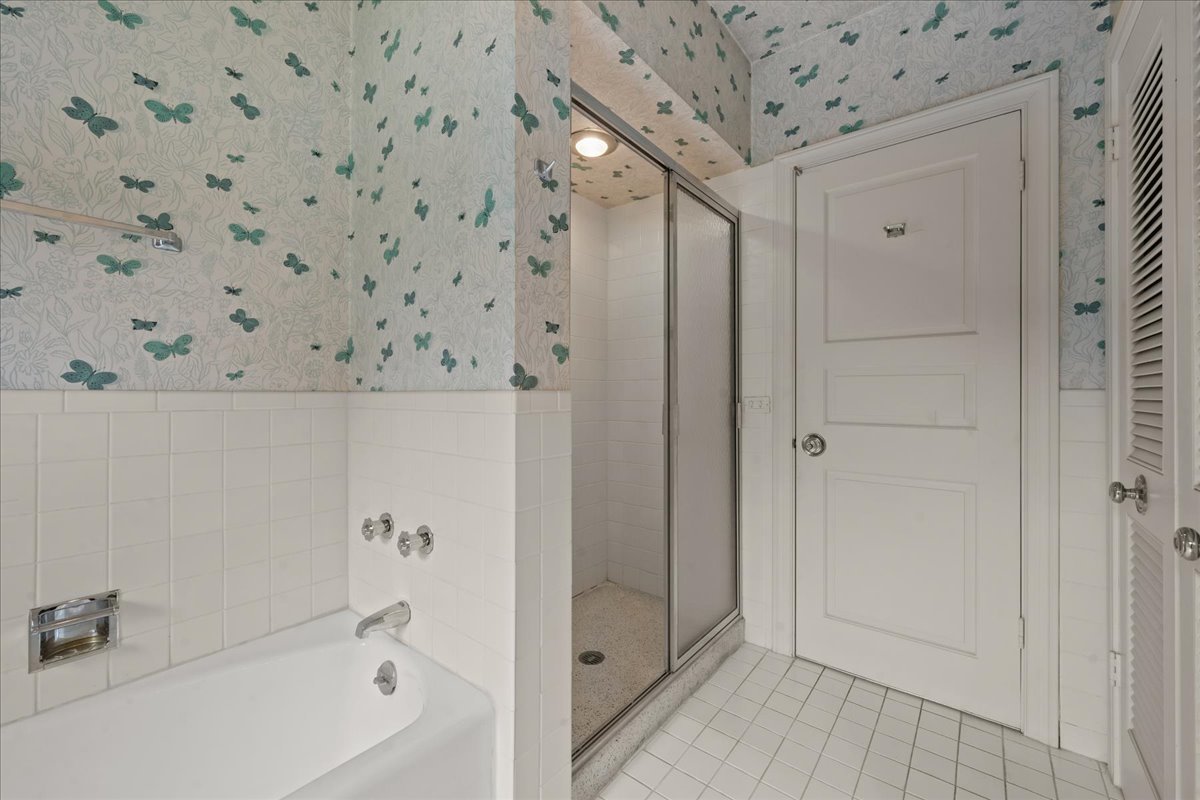 64 Locust Road Winnetka, IL 60093 - Photo 32 of 50 Gallery Image 32