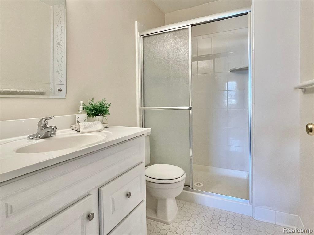 1223 Candlestick Lane Rochester Hills, MI 48306 - Photo 16 of 37