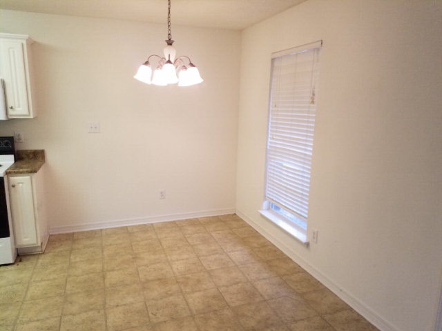 4001 Kendallbrook Loop Foley, AL 36535 - Photo 3 of 12