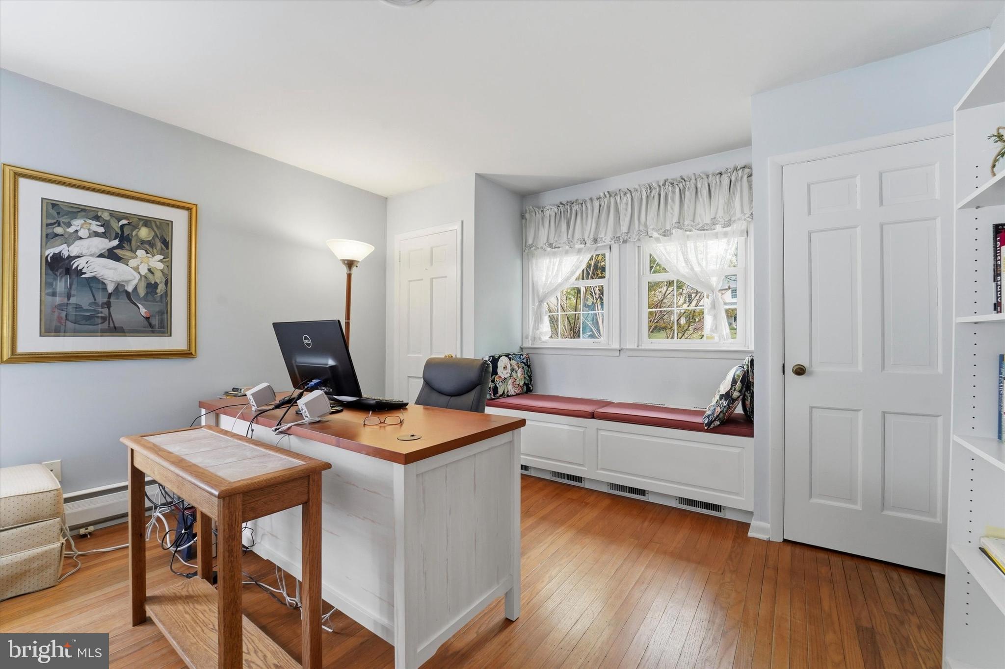 1811 Sharon Road Jenkintown, PA 19046 - Photo 16 of 31 Primary Bedroom suite