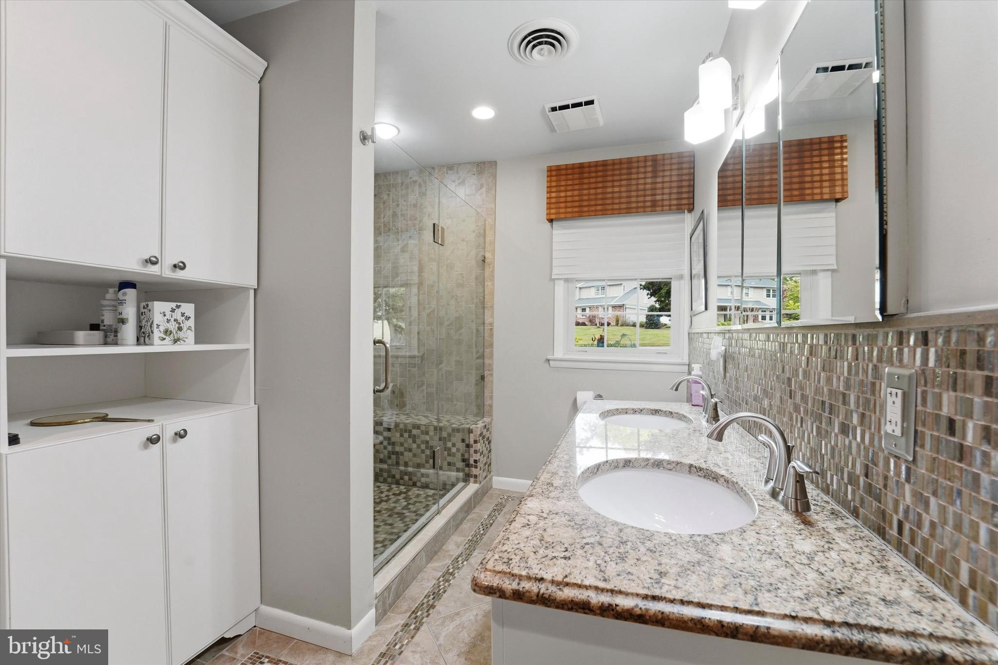 1811 Sharon Road Jenkintown, PA 19046 - Photo 17 of 31 Primary Bathroom