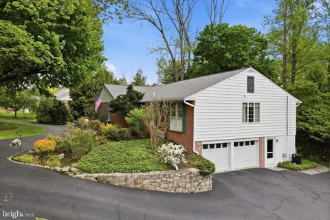 $649,000 | 1811 Sharon Road, Jenkintown, PA 19046