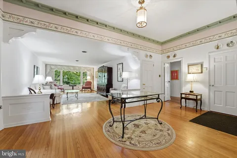$649,000 | 1811 Sharon Road, Jenkintown, PA 19046