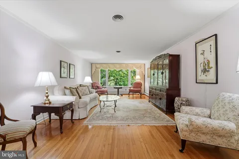 $649,000 | 1811 Sharon Road, Jenkintown, PA 19046