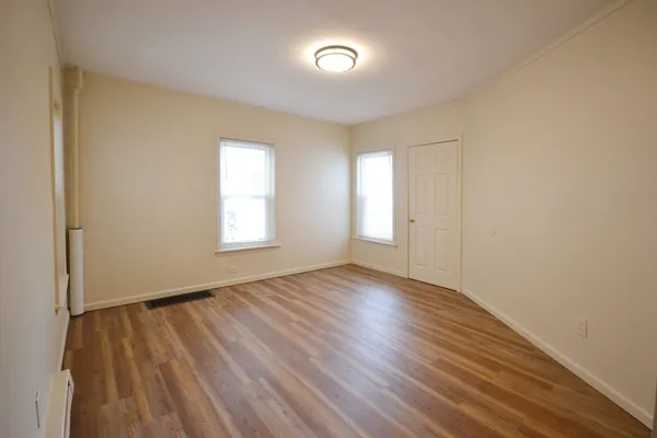 $3,350 | 143 Arlington Street, Unit 1, Framingham, MA 01702