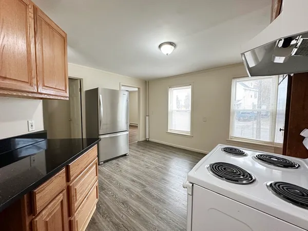 $3,350 | 143 Arlington Street, Unit 1, Framingham, MA 01702