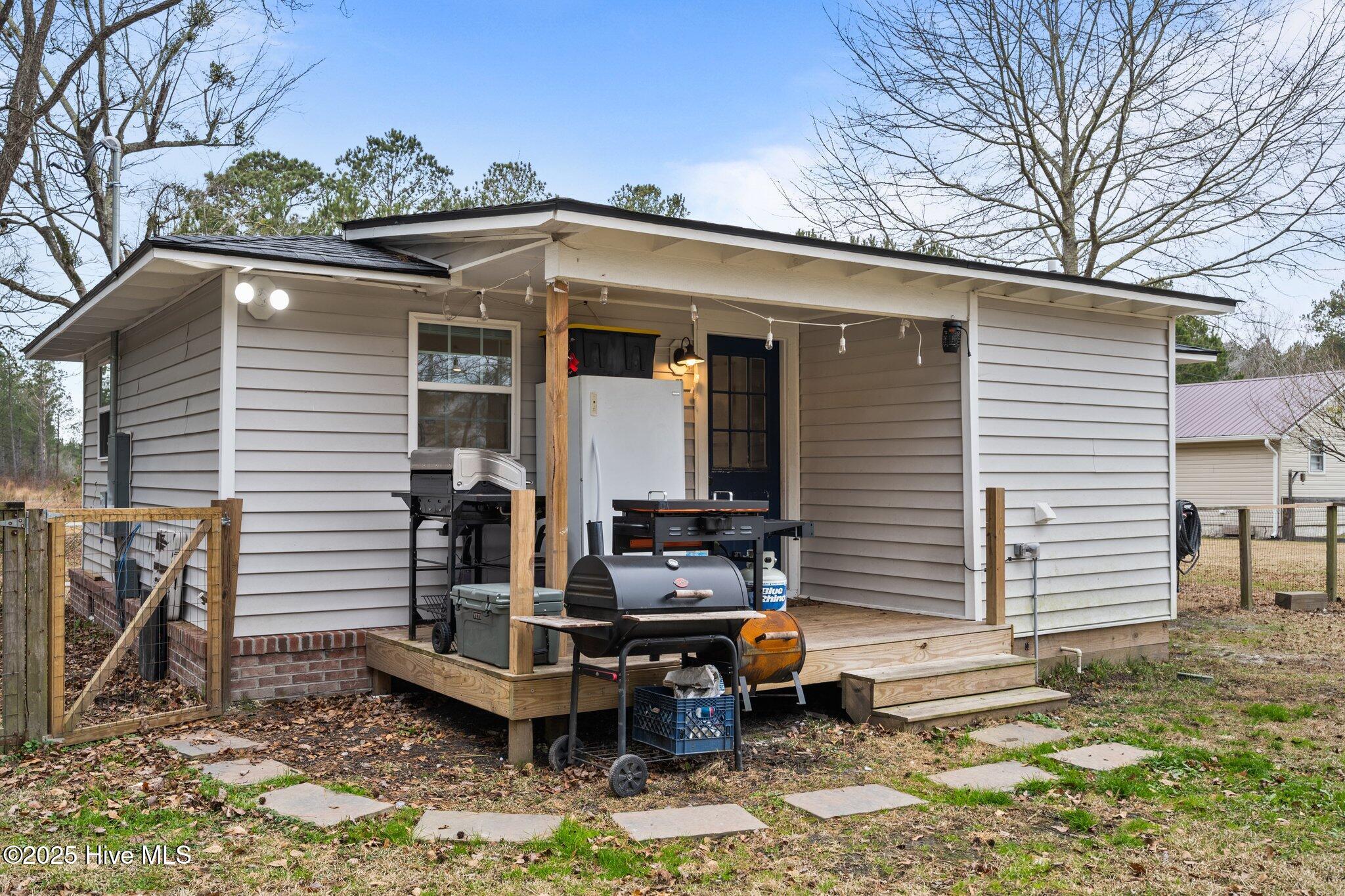 1131 Van Eden Road Watha, NC 28478 - Photo 27 of 37 38-web-or-mls-08