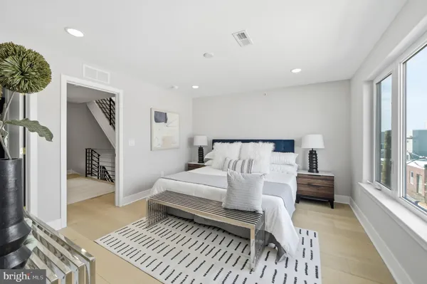 $615,000 | 1811 South Orianna Street, Unit B, Philadelphia, PA 19148