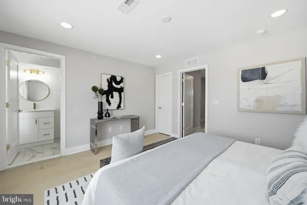 $615,000 | 1811 South Orianna Street, Unit B, Philadelphia, PA 19148