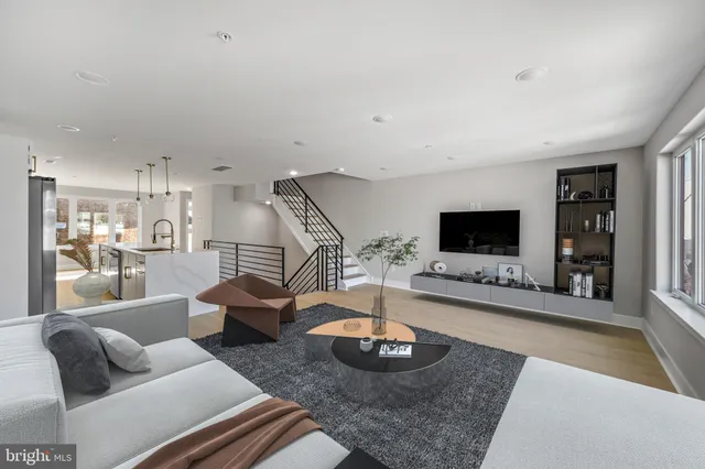 $622,500 | 1811 South Orianna Street, Unit B, Philadelphia, PA 19148