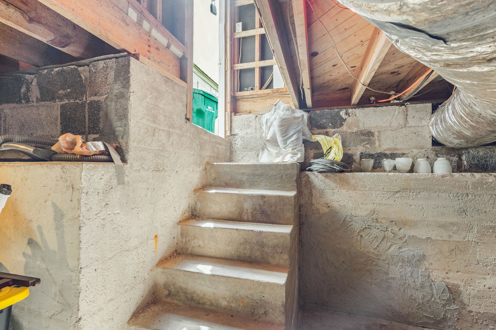 713 North Vine Street Winchester, TN 37398 - Photo 19 of 23 a view of entryway