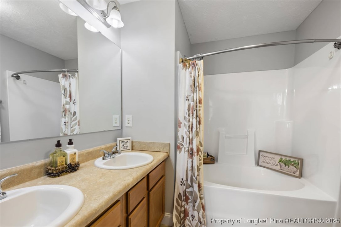 4340 Wavetree Drive Fayetteville, NC 28306 - Photo 10 of 32