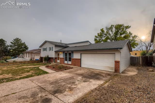 5820 Garmish Road Colorado Springs, CO 80918 - Photo 3 of 23 Gallery Image 3