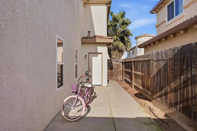 $419,999 | 1820 Green Sands Avenue, Atwater, CA 95301