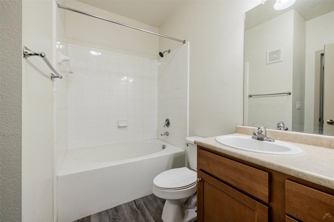 8515 Interstate 35, Unit 12233 Austin, TX 78744 - Photo 8 of 27 Move in by January 30th and enjoy 8 weeks FREE rent! Restrictions may apply — contact our leasing office for details.