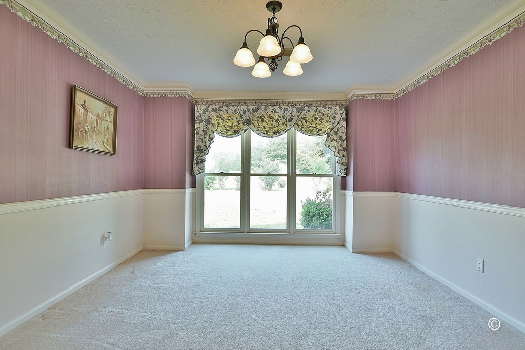 154 Meadow Lakes Dr Pine Mountain Pine Mountain, GA 31822 - Photo 10 of 47 Dining Room