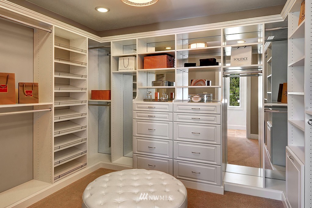 9911 Northeast 158th Street Bothell, WA 98011 - Photo 16 of 25 a view of an empty walk in closet