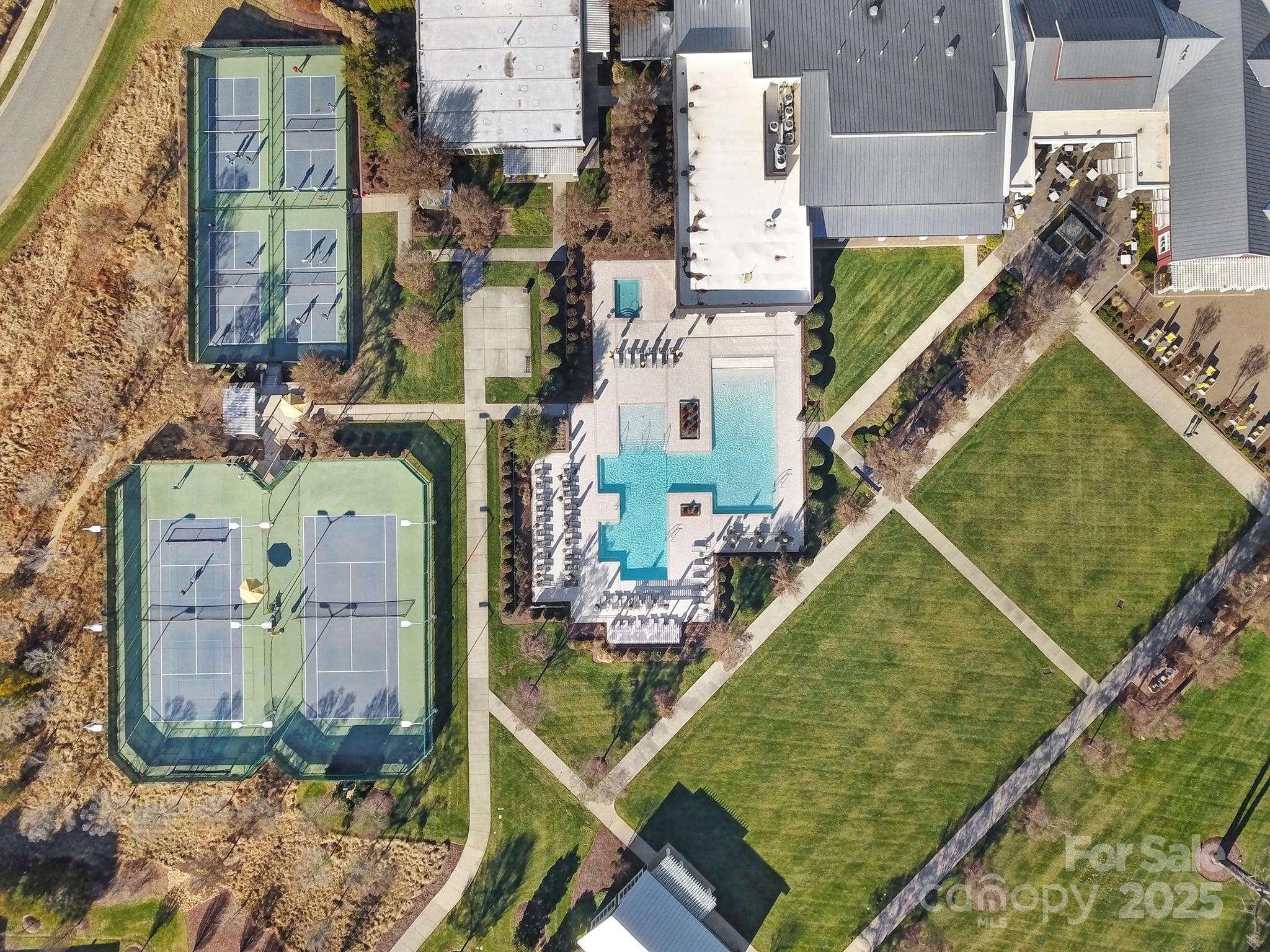 6255 Scuttle Lane, Unit 1104 Denver, NC 28037 - Photo 44 of 45 an aerial view of waterside residential houses