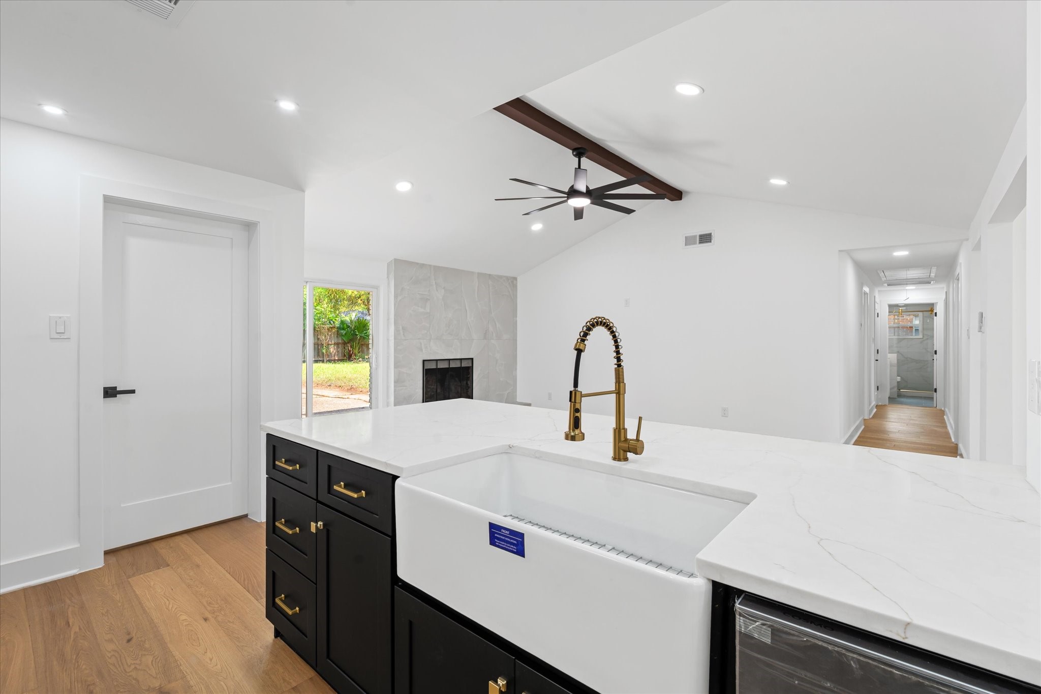 10730 Wickersham Lane Houston, TX 77042 - Photo 21 of 49