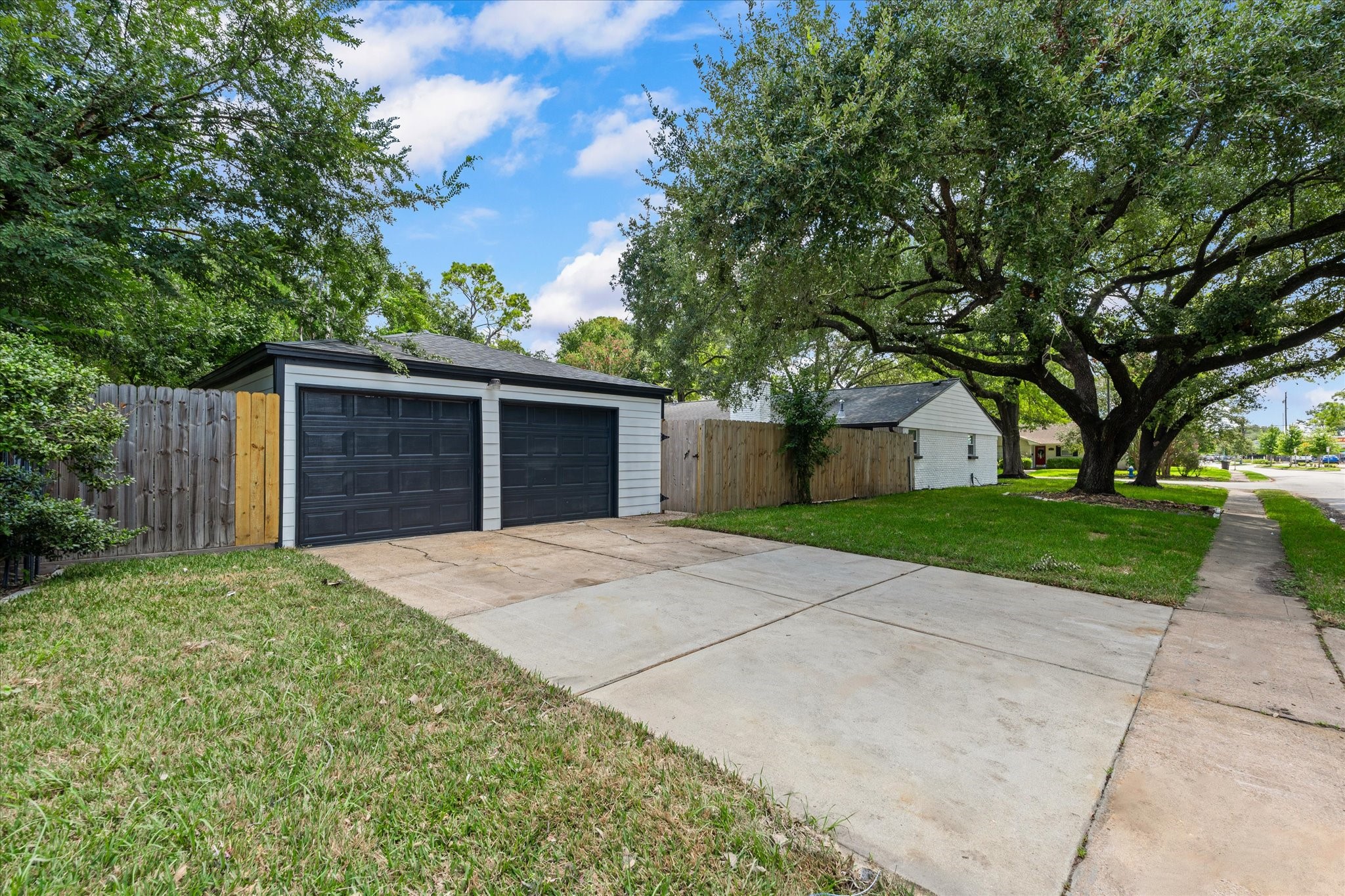 10730 Wickersham Lane Houston, TX 77042 - Photo 49 of 49