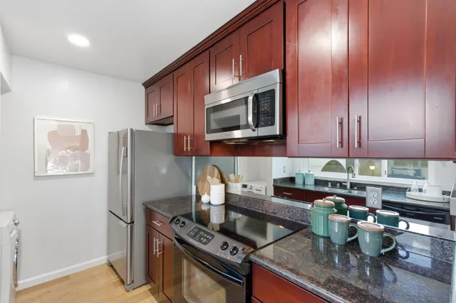 $799,000 | 1919 Alameda De Las Pulgas, Unit 71, San Mateo, CA 94403