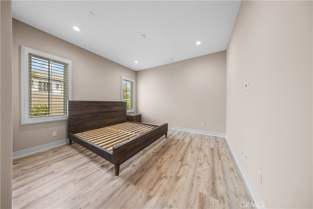 121 Interstellar Irvine, CA 92618 - Photo 11 of 43 first floor suite bedroom
