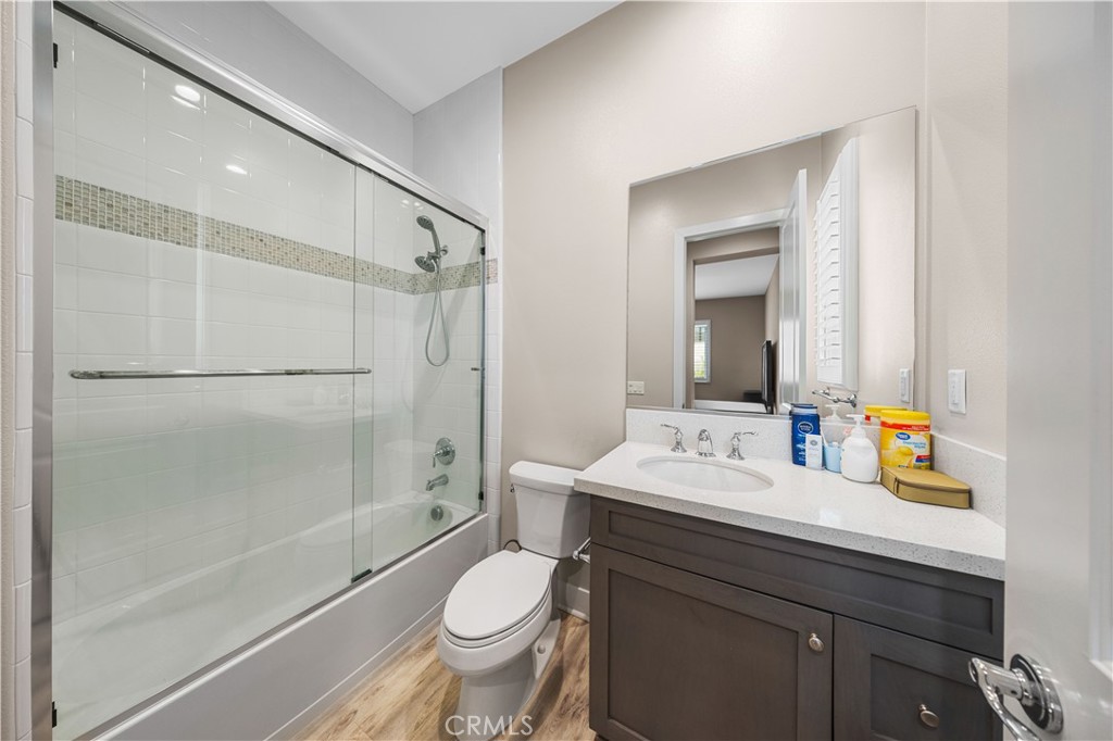 121 Interstellar Irvine, CA 92618 - Photo 36 of 43 second floor bathroom 2