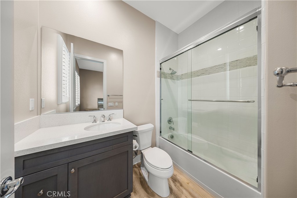 121 Interstellar Irvine, CA 92618 - Photo 40 of 43 second floor bathroom 3