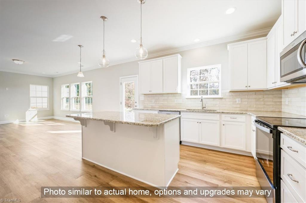 168 Red Maple Way King, NC 27021 - Photo 6 of 13